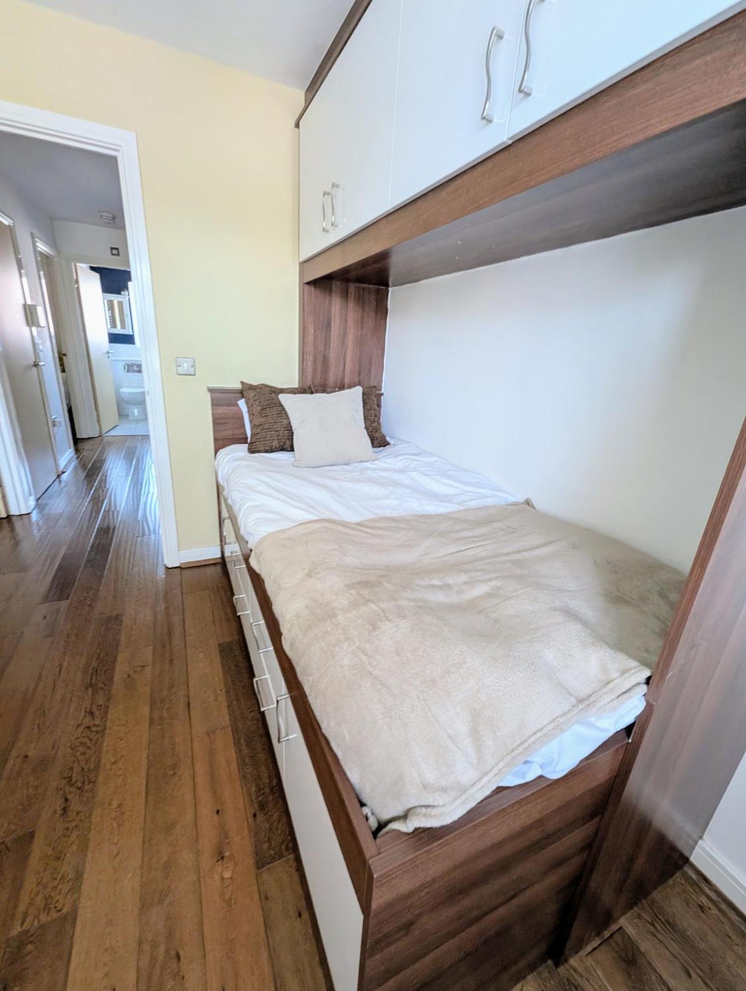 Villa Modern Townhouse Near Coop Live Etihad Manchester Esterno foto