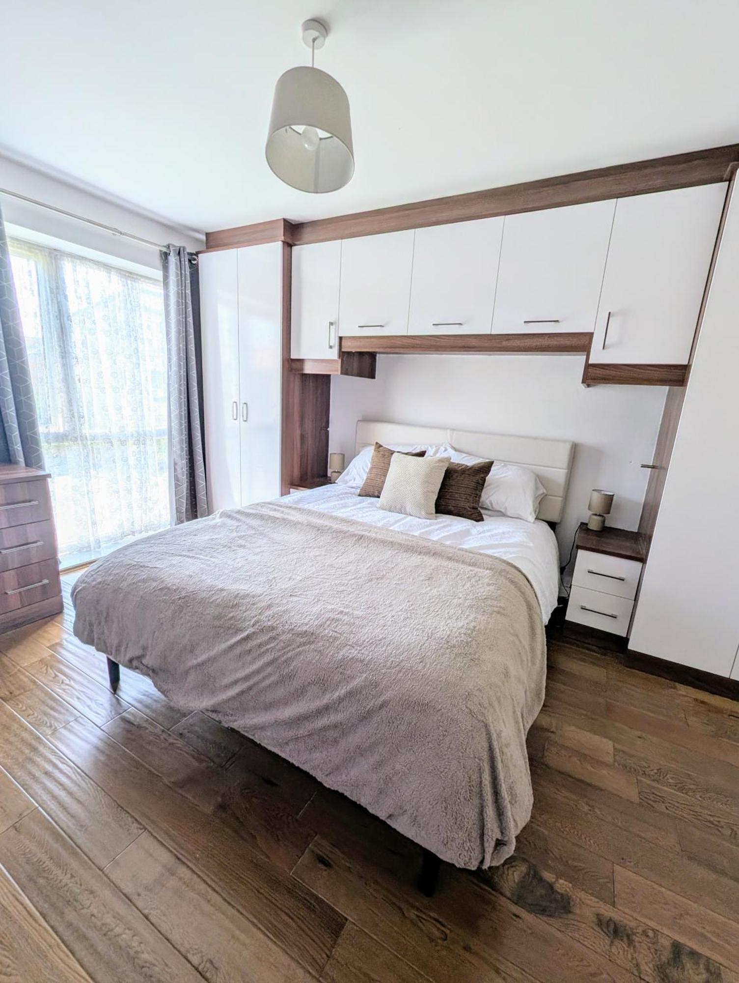 Villa Modern Townhouse Near Coop Live Etihad Manchester Esterno foto